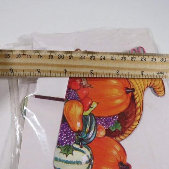 Thanksgiving Vintage Centerpiece & Small Gift Bags/Decor - Picture 8 of 13